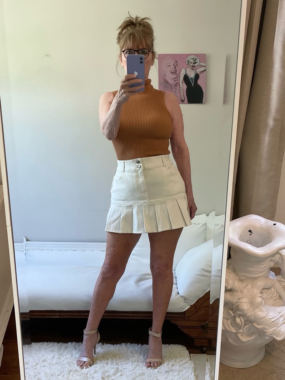HOLLISTER CREAM PLEATED MINI SKIRT COTTON BLEND ZIPPER STRETCH WAIST POCKETS